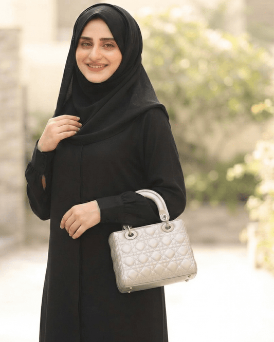 Hani Abaya black - side view | elegant modest fashion | alsaadabaya