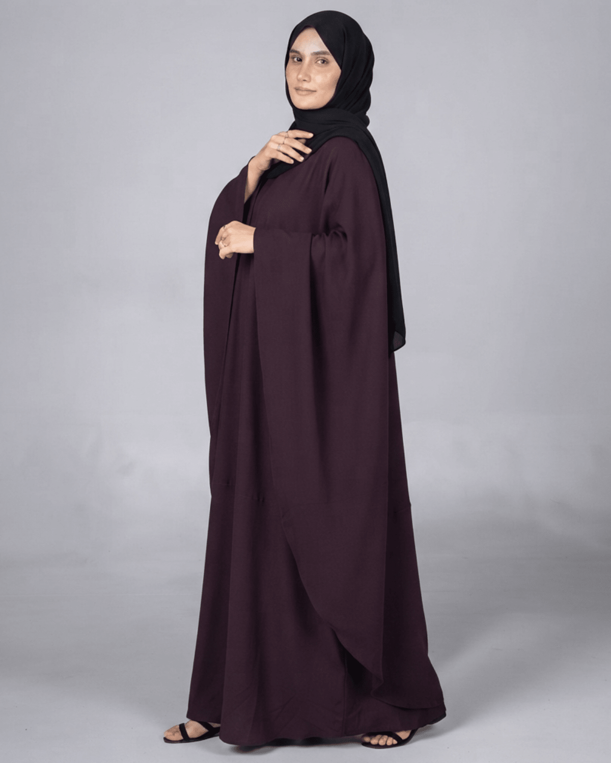 "Zevi"Kaftan Abaya-Plum - alsaadabaya